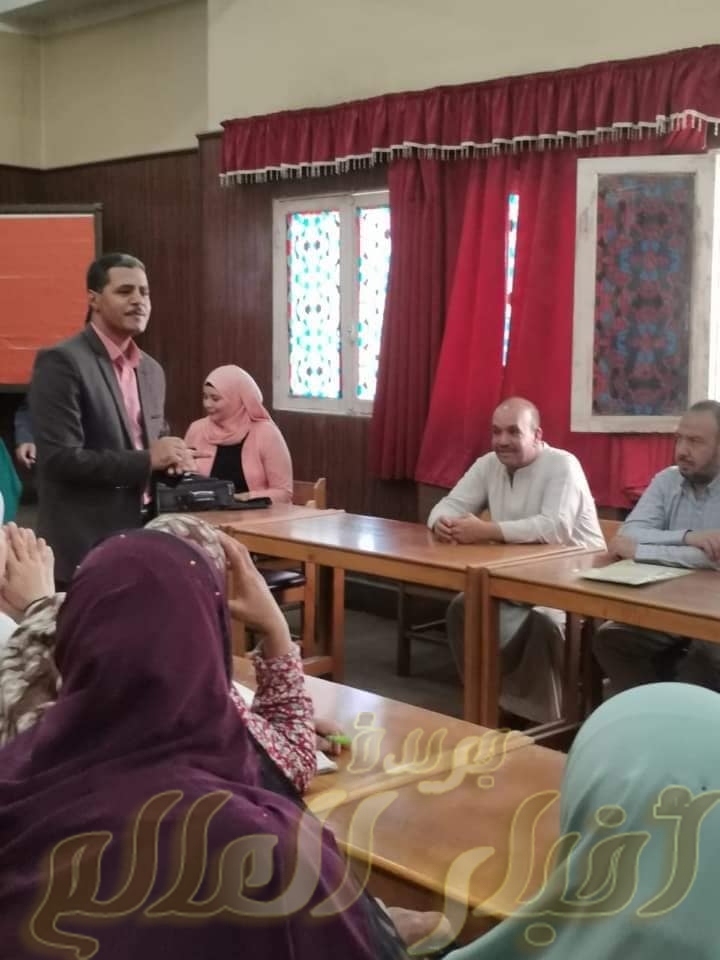 انتهاء الدورة التدريبية حول المبادئ الأساسية لحقوق الإنسان بقنا